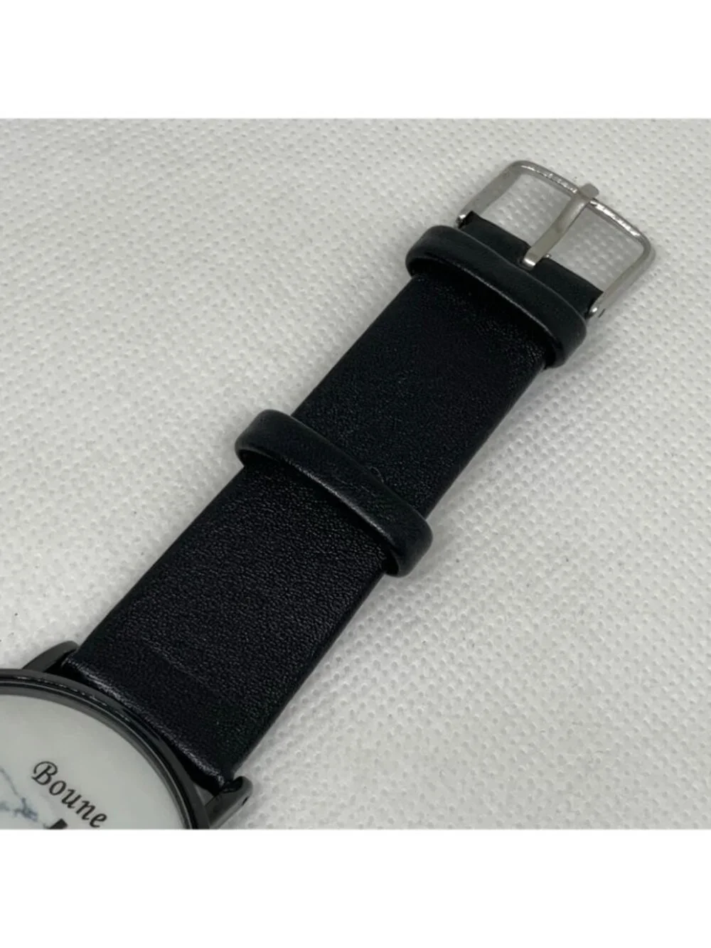 Boune men’s quartz analog watch black tone 40mm white dial leather band running
